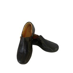 Clarks Unstructured Women's Loafers Size 10W Brown Leather Slip On Comfort